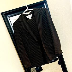 Black w/White stripe Jones New York pant suit sz6 petite